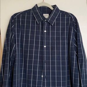 Old Navy Stripped Buttondown
